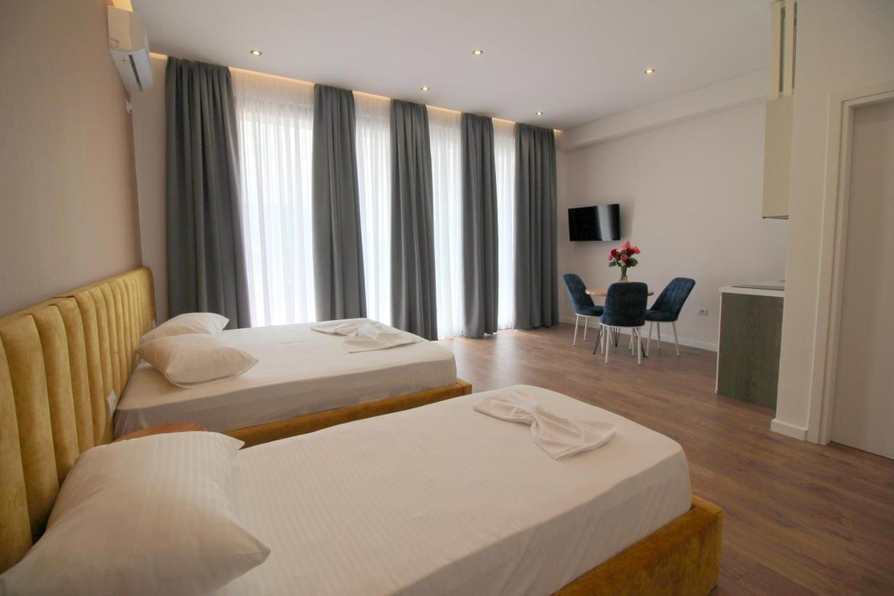 Juer Hotel Bajkaj Exteriör bild