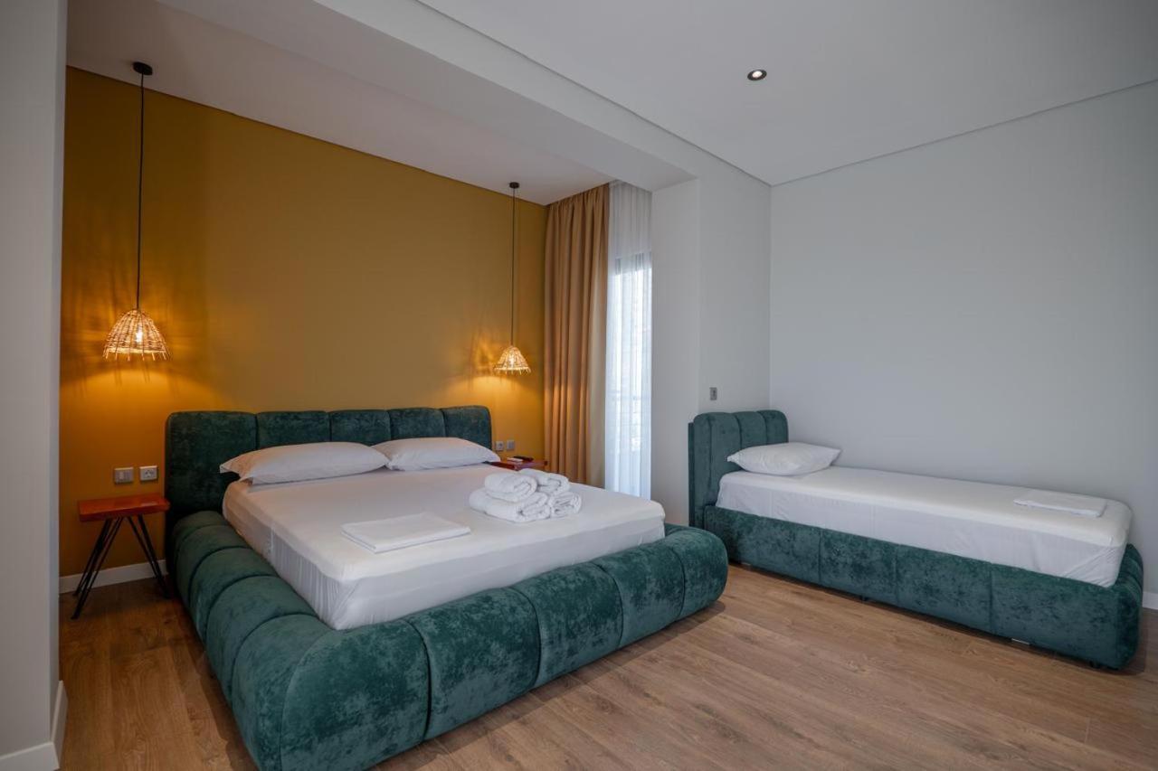 Juer Hotel Bajkaj Exteriör bild